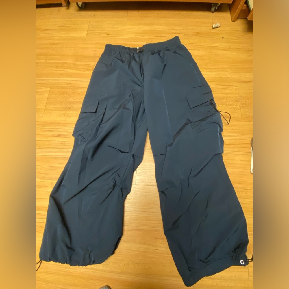 Parachute-like pants, almost new condition